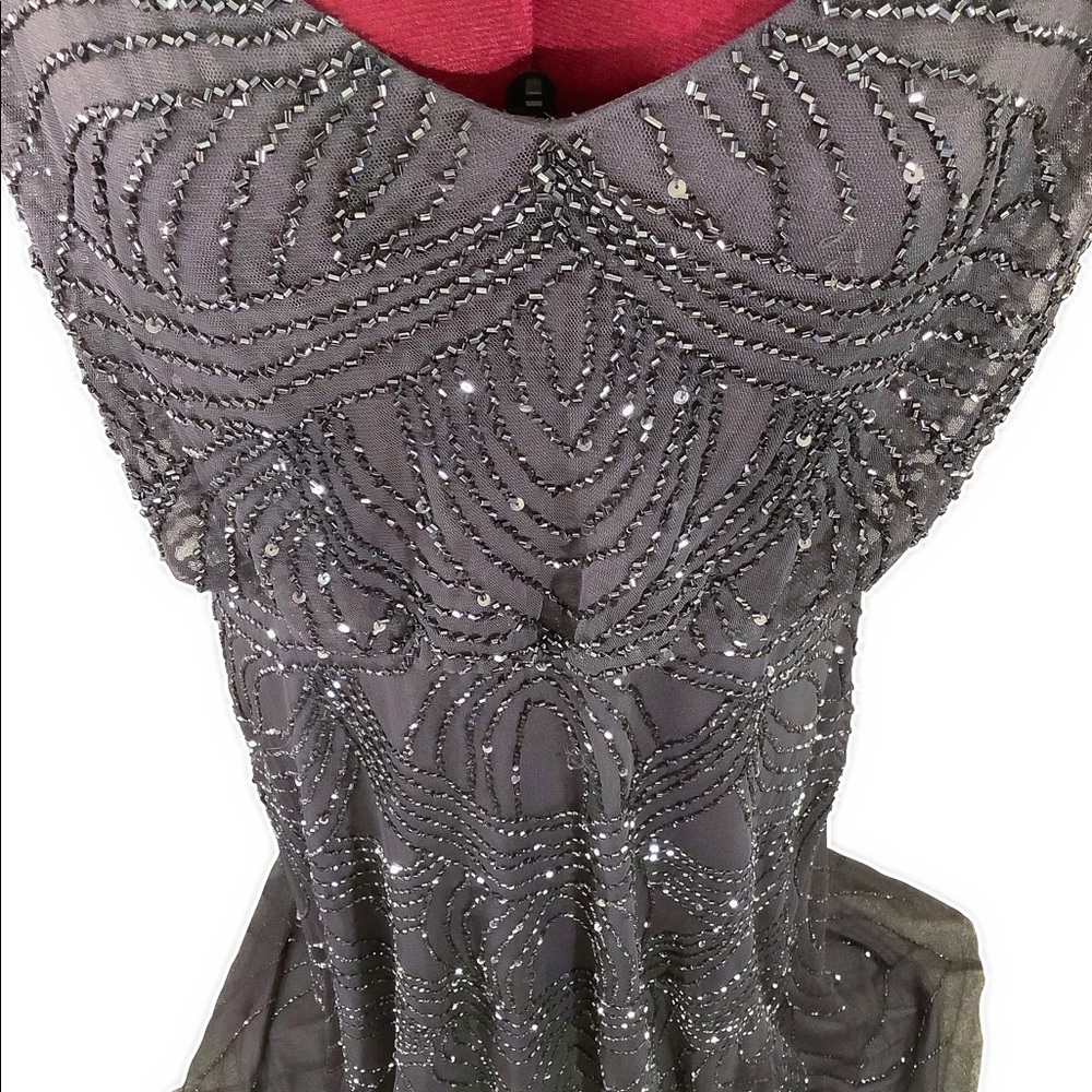 🎉HP🎉 💎ADRIANNA PAPELL Purple Embellished Gown - Picture 6 of 11